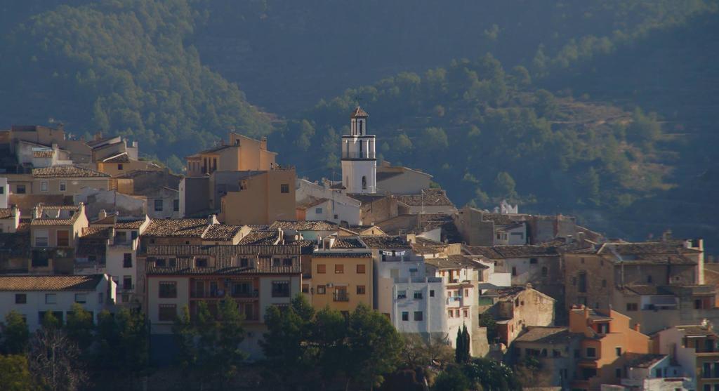 Alojamientos Turisticos Isa I Toni Sella Exterior foto