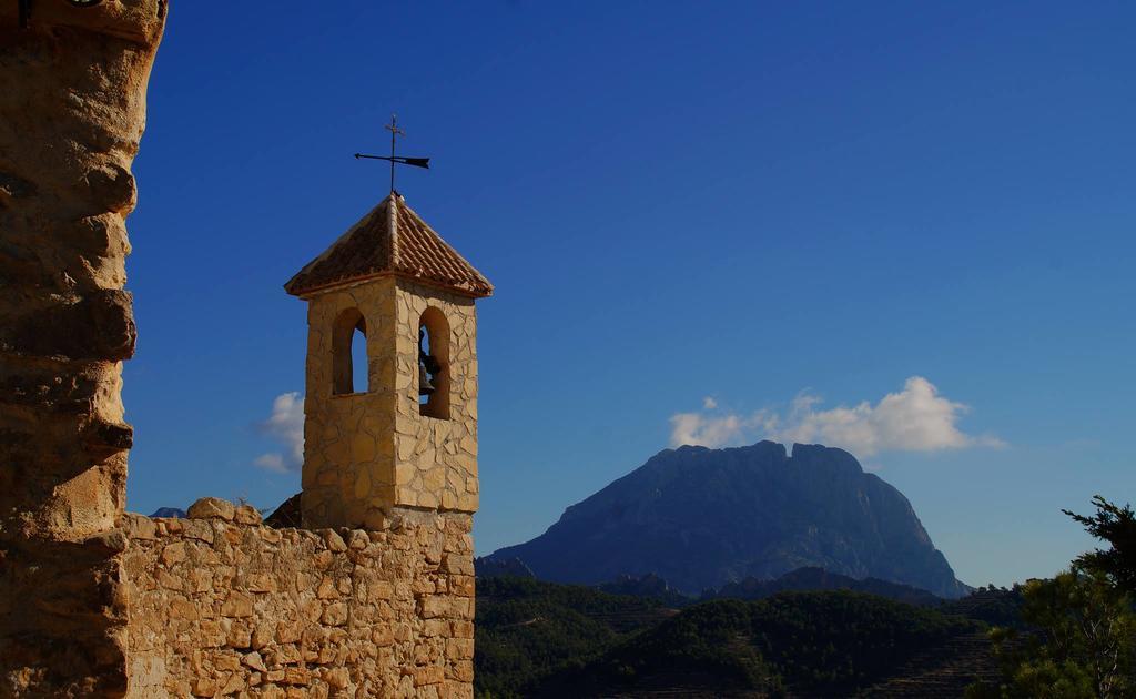 Alojamientos Turisticos Isa I Toni Sella Exterior foto